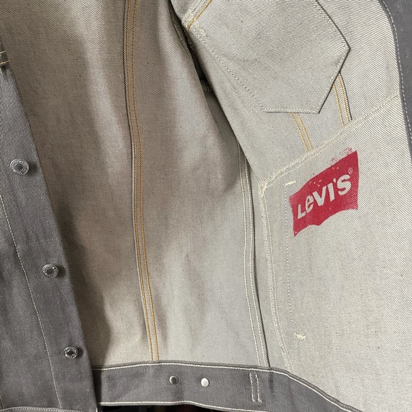 Levis Men's LARGE Jean Jacket Rigid - Picture 5 of 7